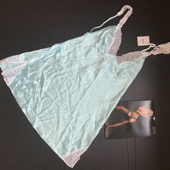Victoria's Secret 34DD BRA SET+garter+thong+S SLIP WHITE blue BRIDAL lace I DO
